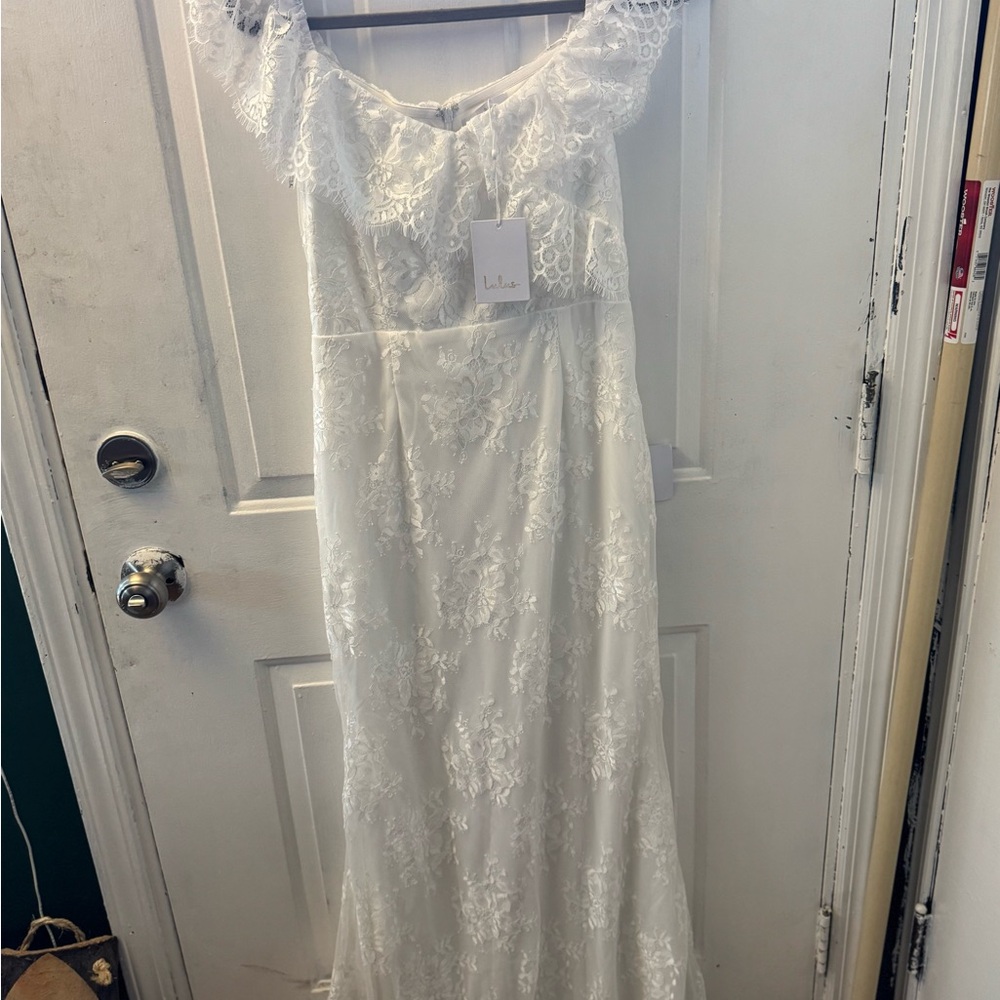 Lulu's Elegant White Lace Dress